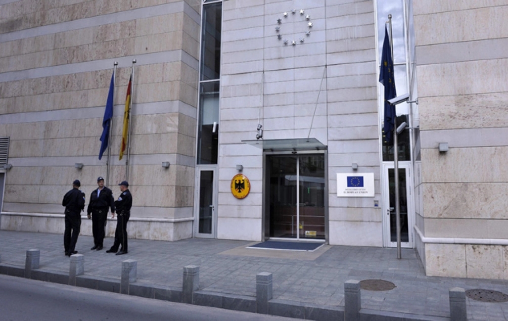 Nova tura razgovora u zgradi Delegacije Evropske unije: Stigli Konaković, Dunović i Kojović