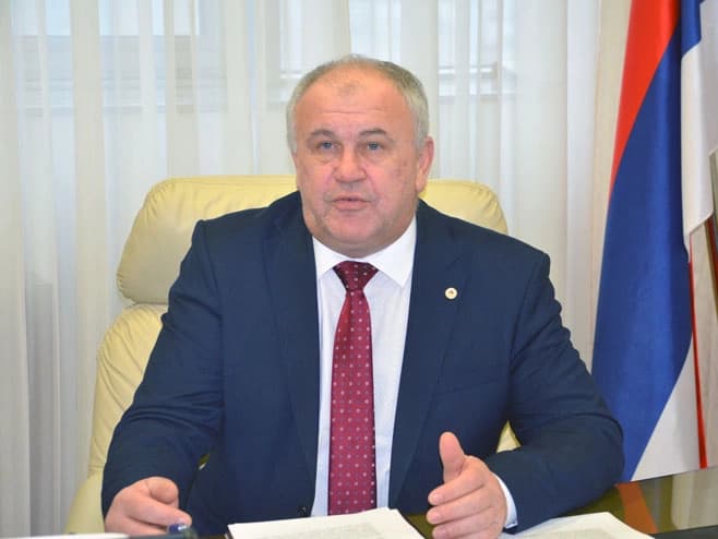 Novcem za boračke kategorije Milunović gradio lovačke domove, strelišta glinenih golubova, kupovao čamce