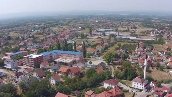 Pijani vrijeđali mještane Kozarca i prijetili da će ih pobiti, povrijeđena žena