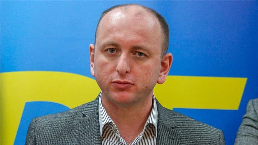 Policija u Botunu privela preko 20 mještana, među njima i lidera DNP-a Milana Kneževića