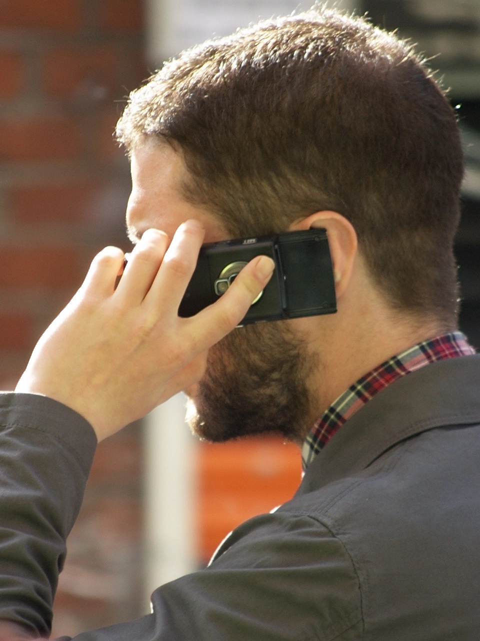 Pozovi Ubovića, prodaj glas