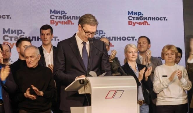 Predsednik SNS-a Aleksandar Vučić obratio se građanima Srbije i proglasio pobjedu