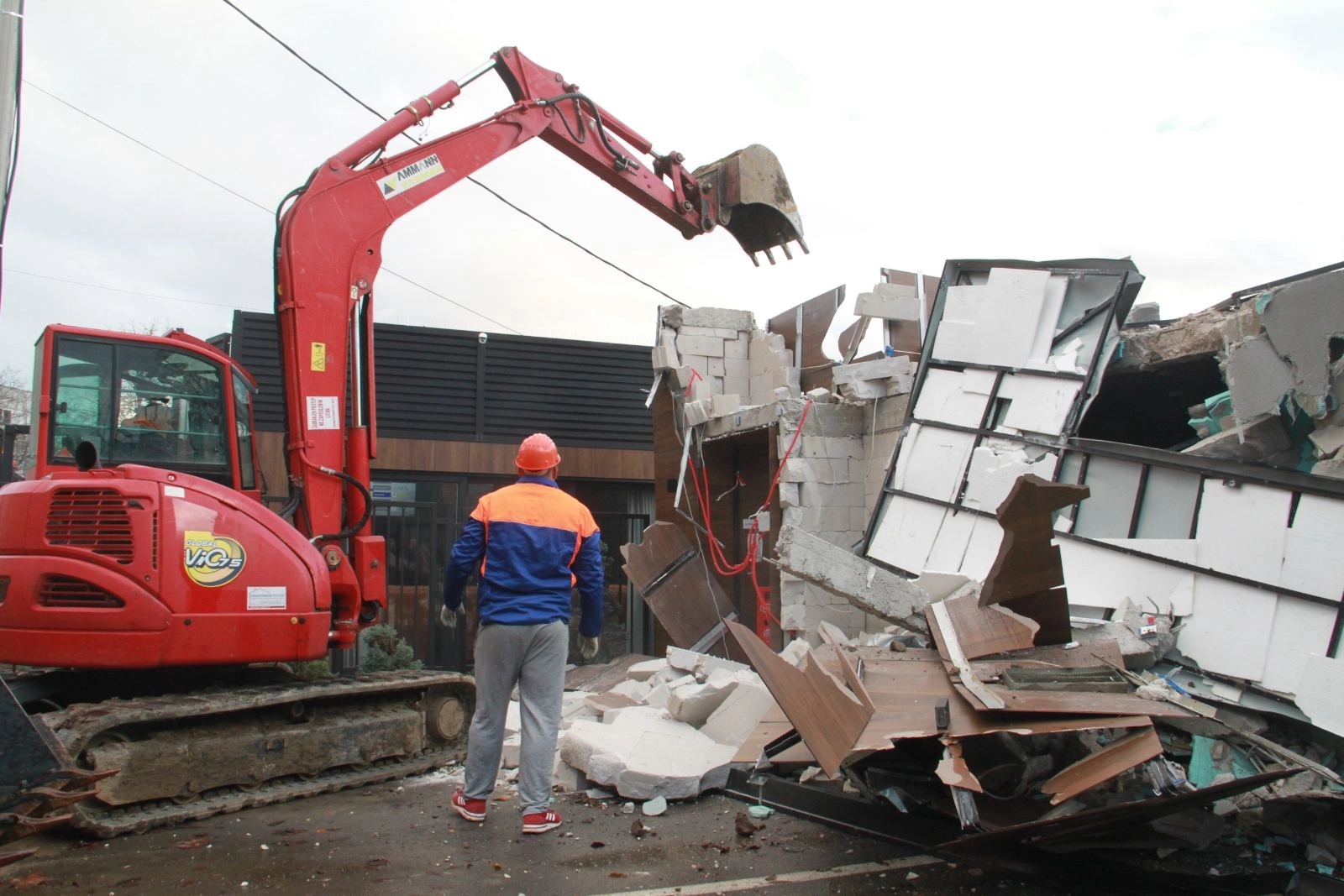 Radišić podnio krivičnu prijavu: Stanivuković pozvan na saslušanje zbog rušenja Kajak terase