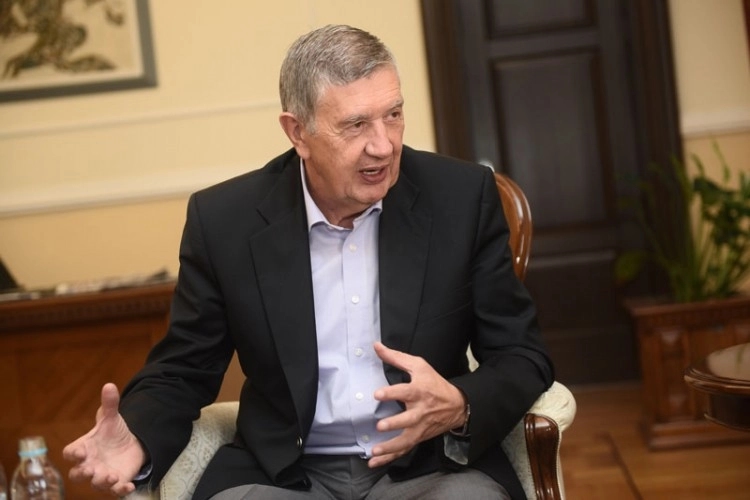 Radmanović: Katastrofalna situacija u vezi sa OBA BiH