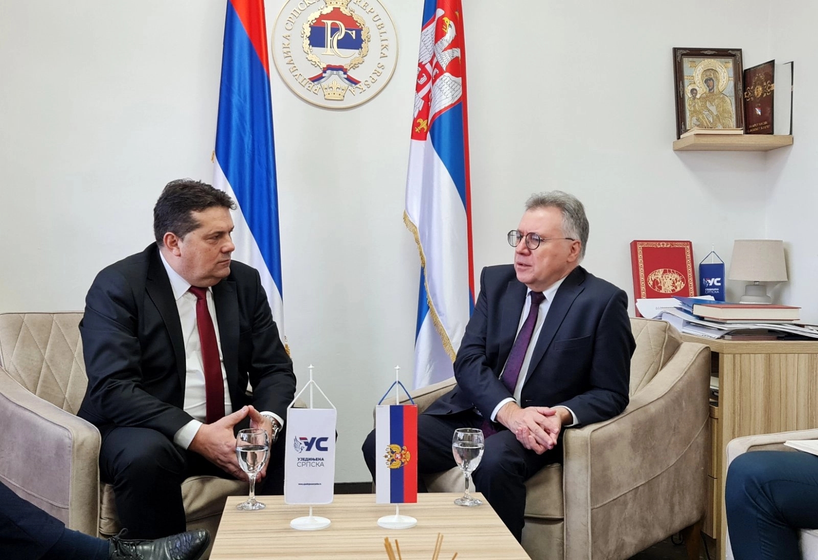 RUSIJA ĆE NASTAVITI SVOJU PODRŠKU SRPSKOJ – Nenad Stevandić održao sastanak sa ambasadorom Ruske Federacije