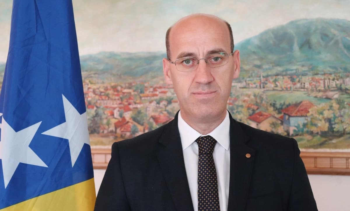 Salkić pisao Schmidtu: Vlast u RS-u želi etnički očistiti entitet i pretvoriti ga u srpski teritorij