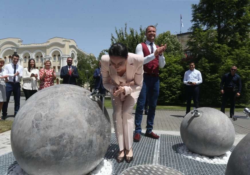 Sarajevo poklonilo Banjaluci igralište, a Banjaluka Sarajevu česmu