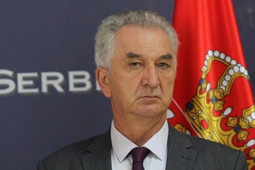 Šarović poručio čelnicima SNSD da razloge za sankcije potraže u svojoj politici