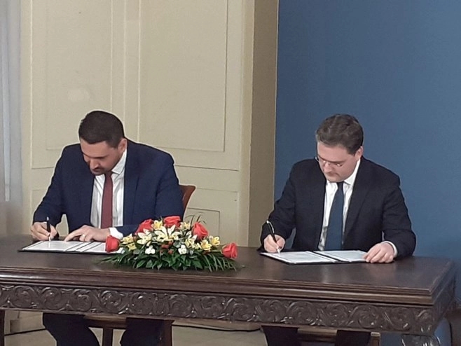 Sastanak u Beogradu: Klokić i Selaković potpisali Memorandum o saradnji vlada Srbije i Srpske