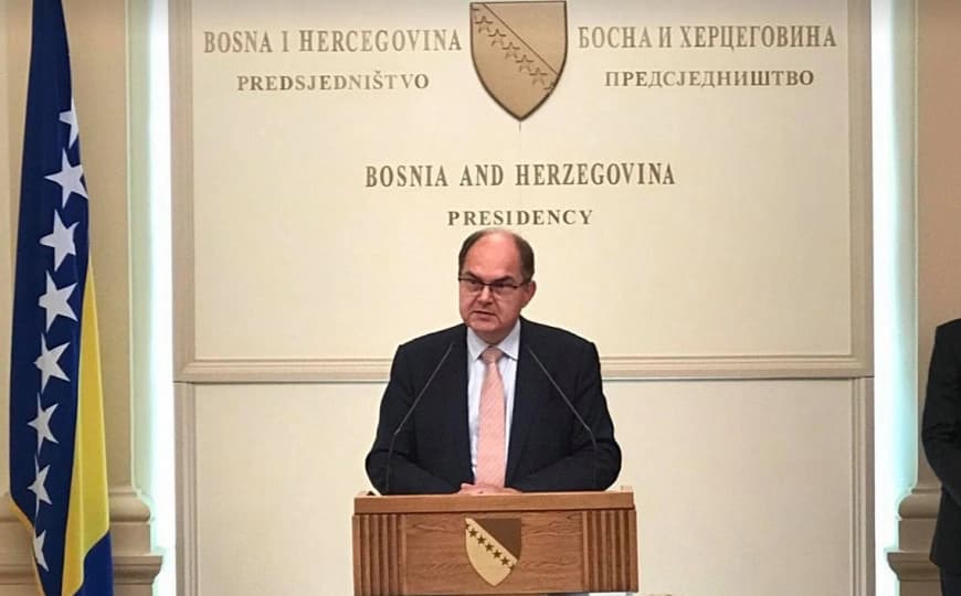 Schmidt: Rečeno mi je da će Dodik danas biti ovdje, a da nakon toga neće biti dijaloga