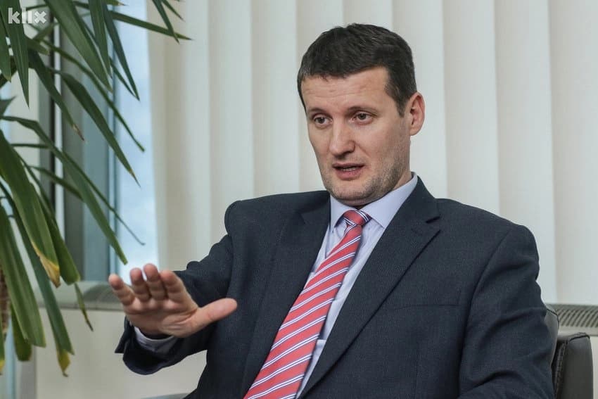 Šepić: Opozicija iz RS-a nije smjela postati pojas za spašavanje Dodikovog režima