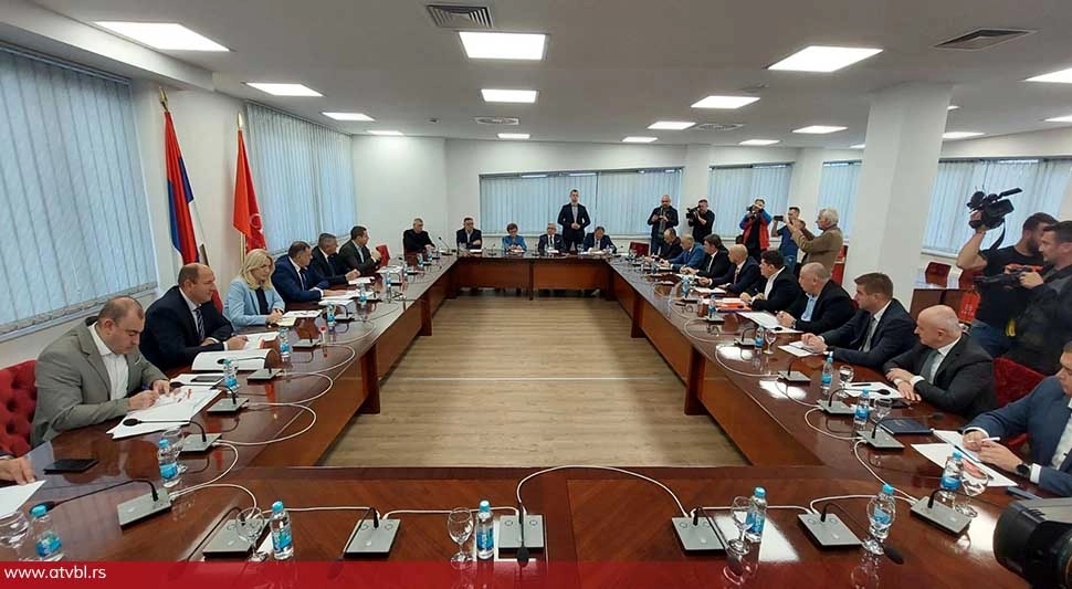 Šta se dešavalo iza zatvorenih vrata na sastanku vladajuće koalicije