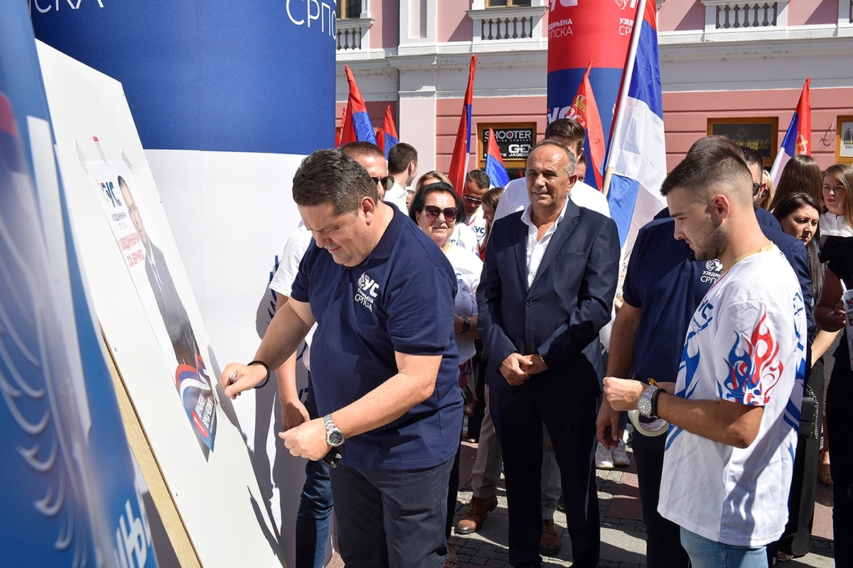 Start kao iz udžbenika: Nisu najveća stranka u Srpskoj, ali im svi zavide na početku kampanje