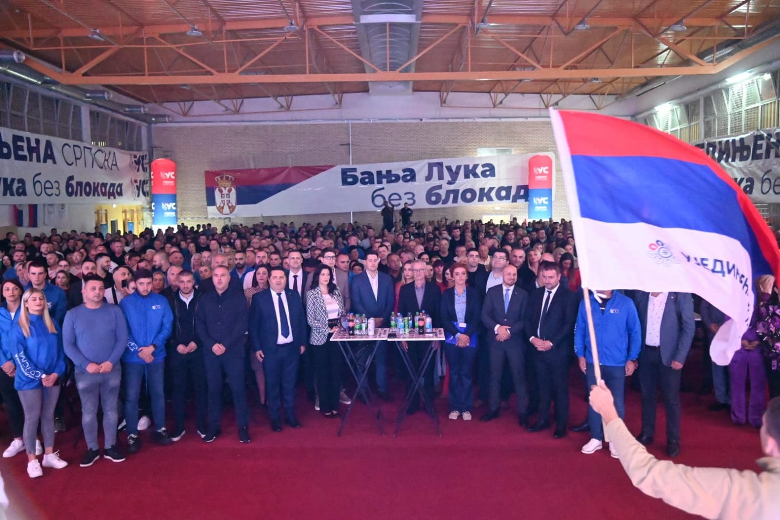 Stevandić je bio u pravu: Grandiozan završni skup Ujedinjene Srpske najava umivene i deblokirane Banjaluke