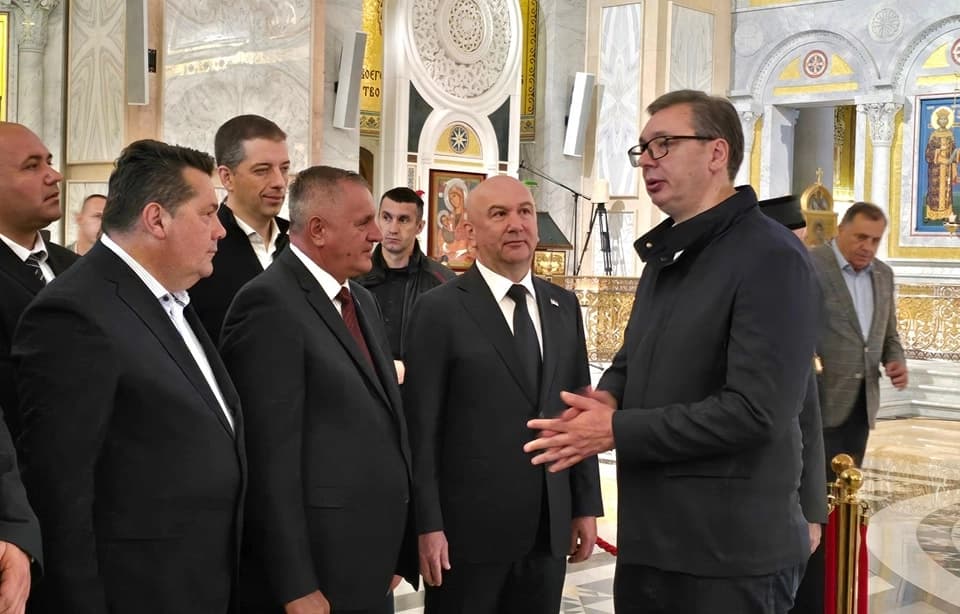 Stevandić prisustvovao molitvi u Hramu Svetog Save pred Vučićev odlazak Njujork