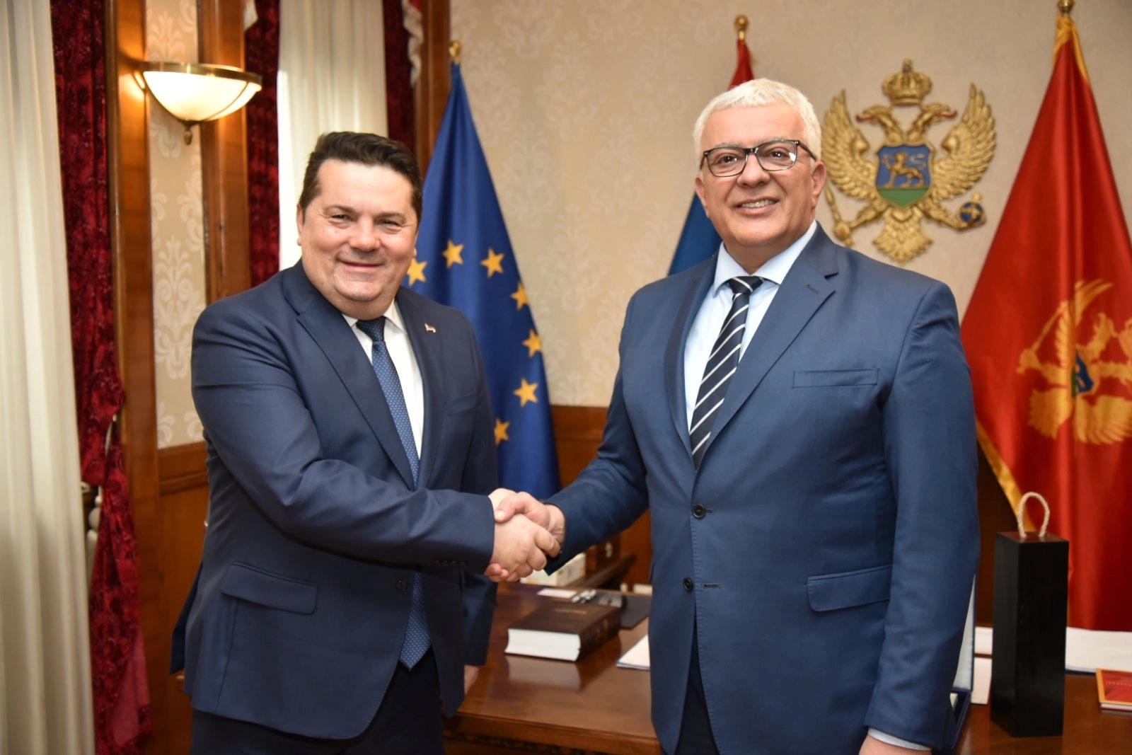 Stevandić sa Mandićem: Politike Crne Gore i Srpske posvećene miru i stabilnosti
