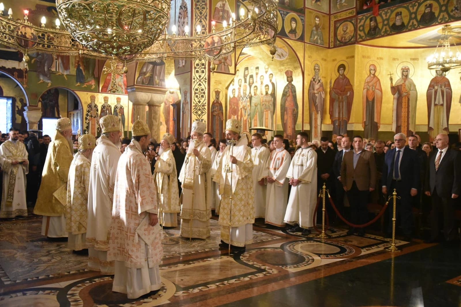 Stevnadić prisustvovao u Podgorici svetoj arhijerejskoj liturgiji i prazničnoj litiji povodom praznika prepodobnog Simeona Mirotočivog – Stefana Nemanje