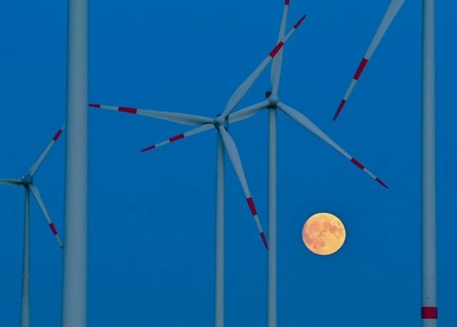 Super Mjesec viđen po celom svetu – još uvek nije kasno, pogledajte kroz prozor