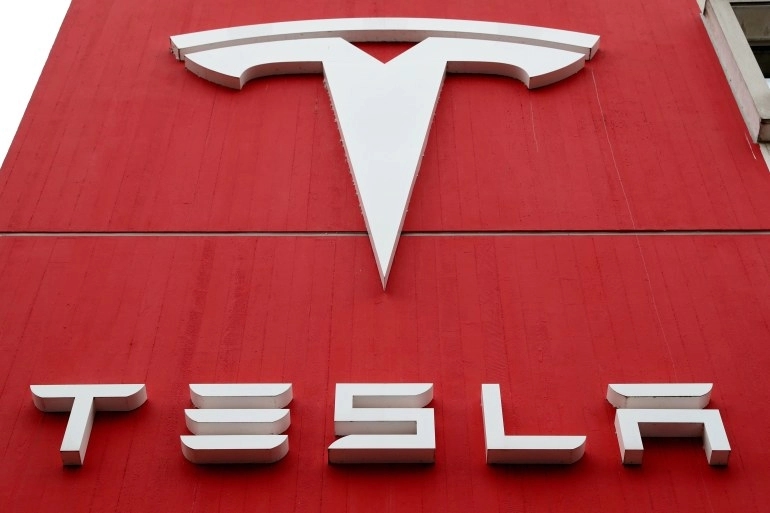 Tesla mora platiti više od 130 miliona dolara odštete zbog rasizma u kompaniji