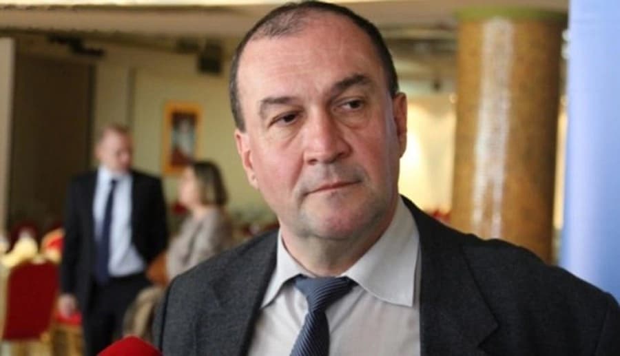 U igri “nezvanična suspenzija” Inckovog zakona: Šolaja o sastanku visokih predstavnka i Angele Merkel