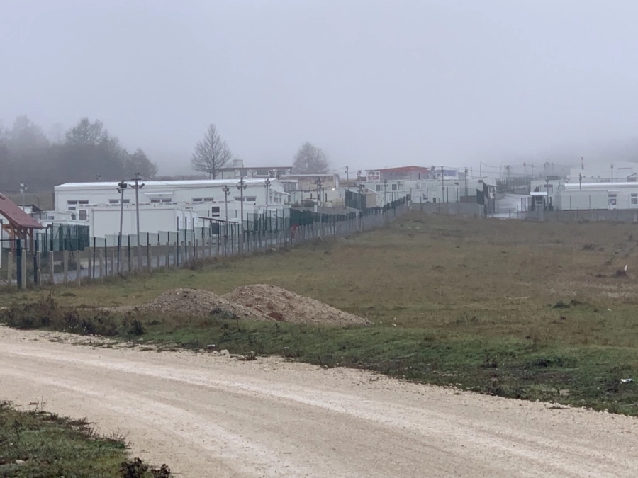 Ujić: U prihvatnim centrima u BiH 3.000 migranata