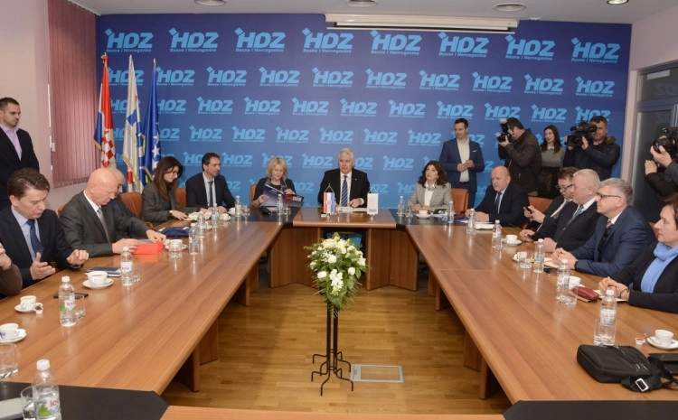 Unitaristička politika potpomognuta medijskim Sarajevom doživjela je poraz