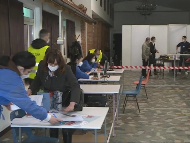 Vakcinalni punkt u hali banjalučkog Velesajma radi i subotom