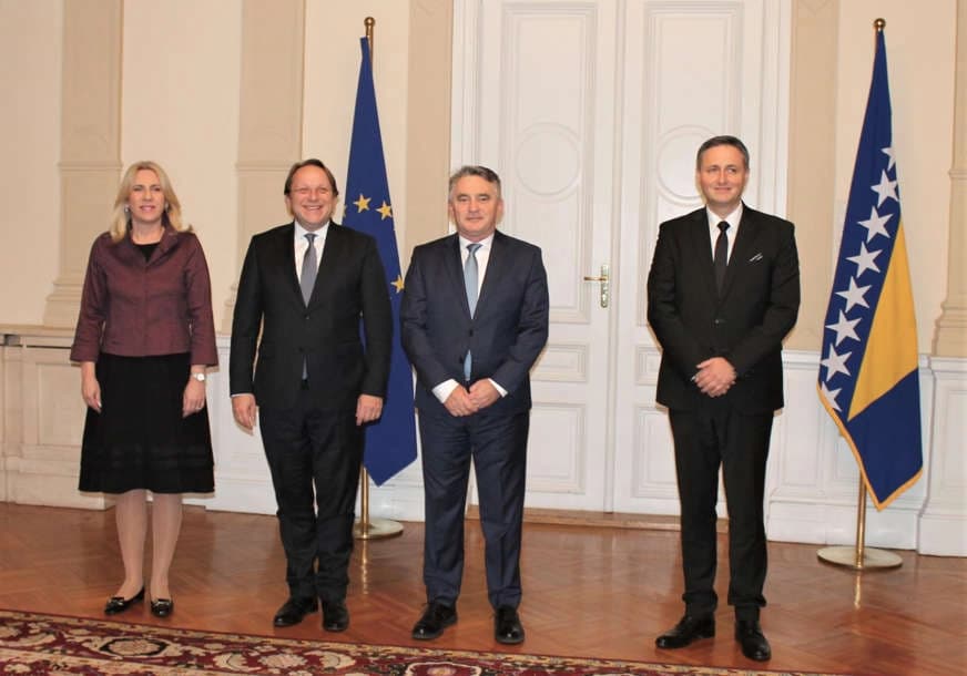 Varhelji sa članovima Predsjedništva BiH: Nove vlasti moraju početi ispunjavati prioritete
