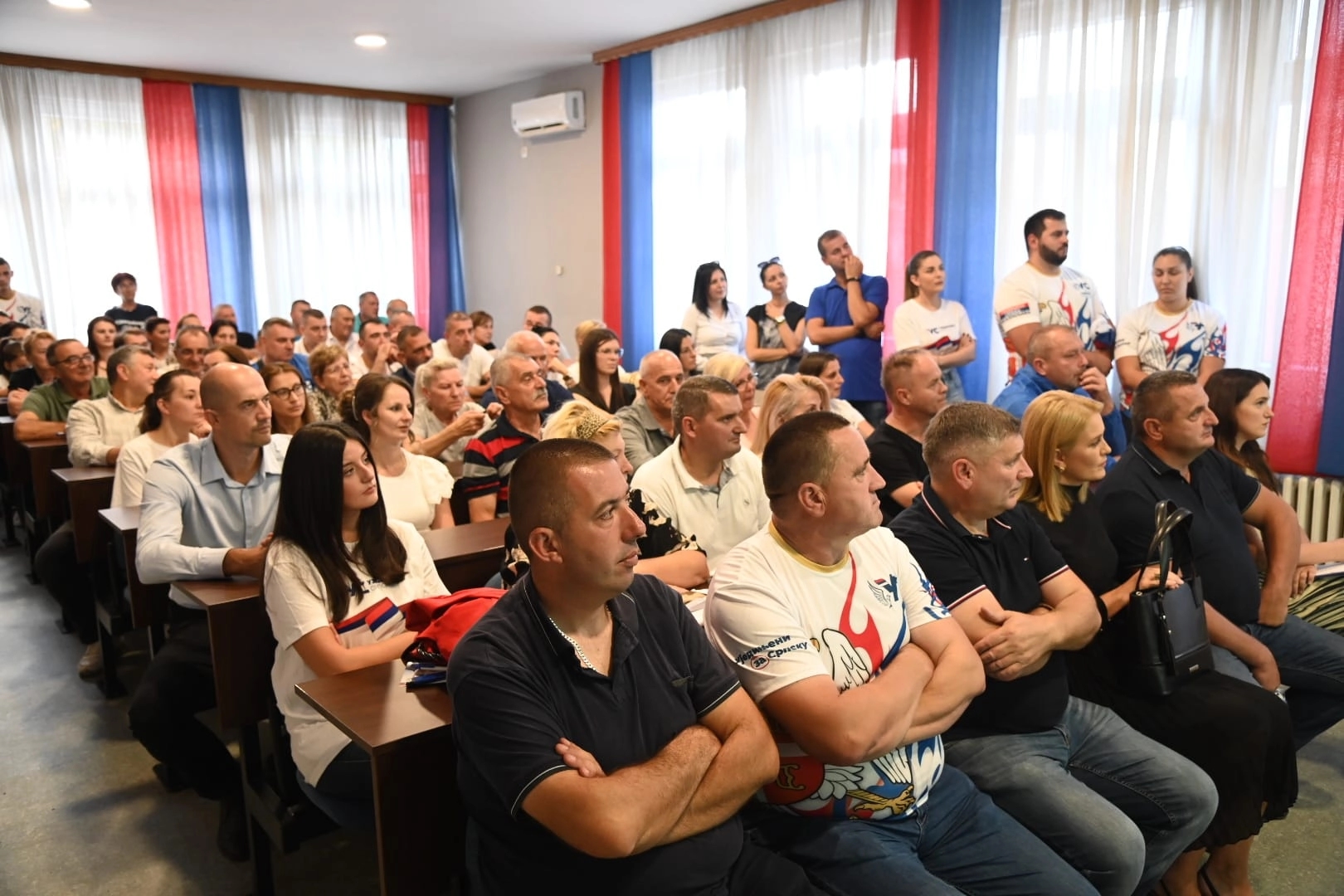 Veliki odziv građana na tribini u Rudom: Ujedinjena Srpska očekuje duplo više odbornika i mjesto predsjednika Skupštine