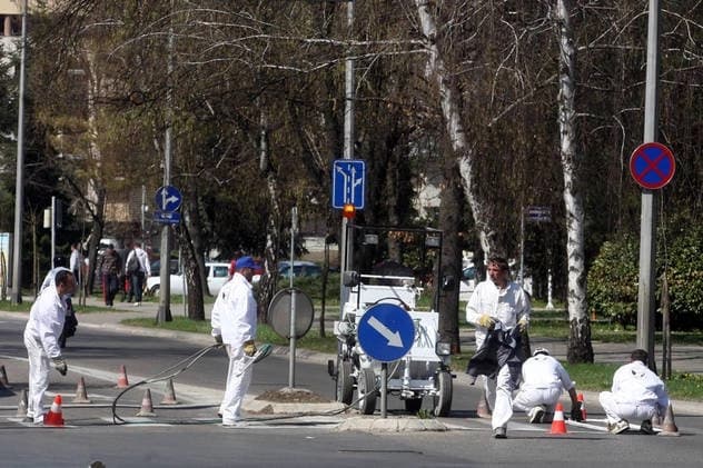 Vozači se mole za strpljenje: Obilježava se horizontalna saobraćajna signalizacija u Banjaluci