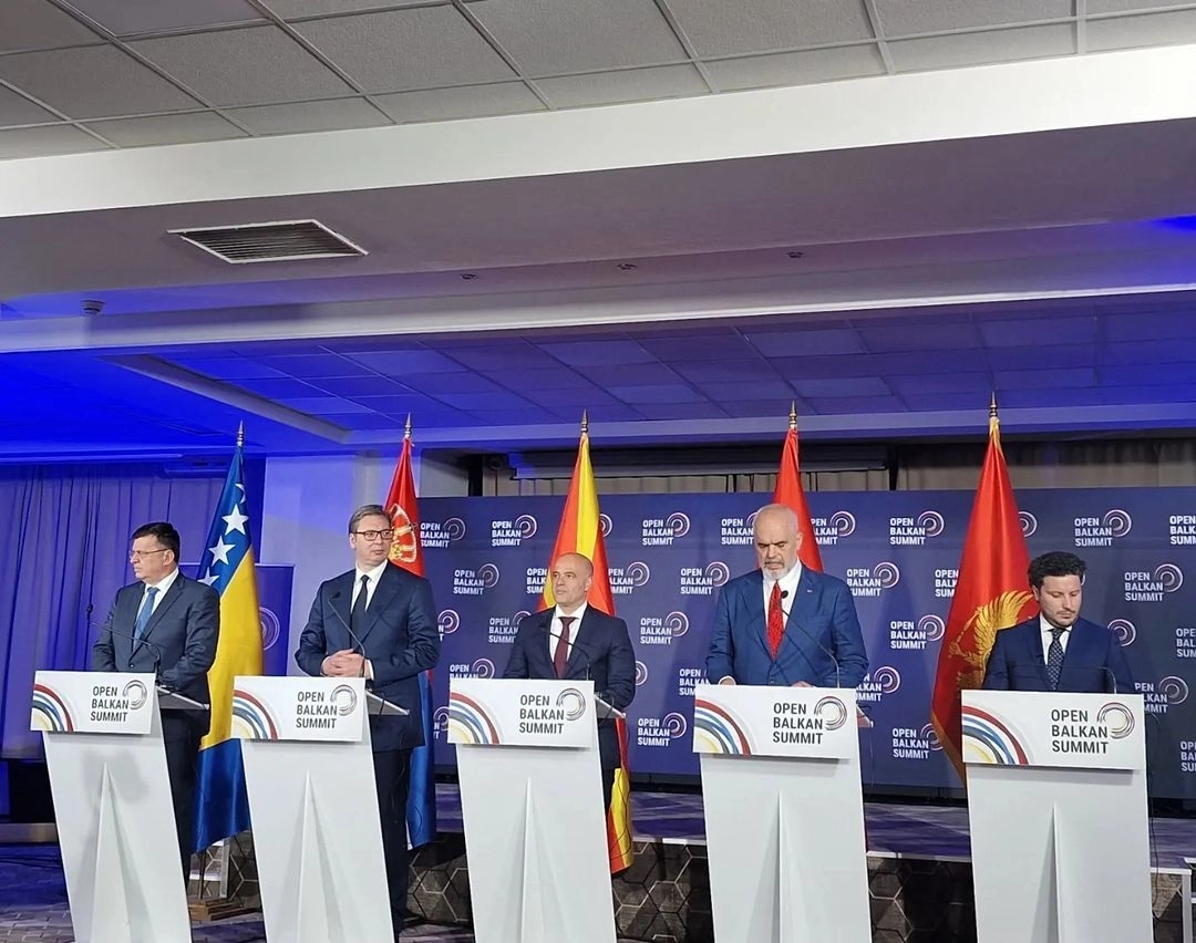 Vučić posle važnih sastanaka: “Imaćemo probleme”