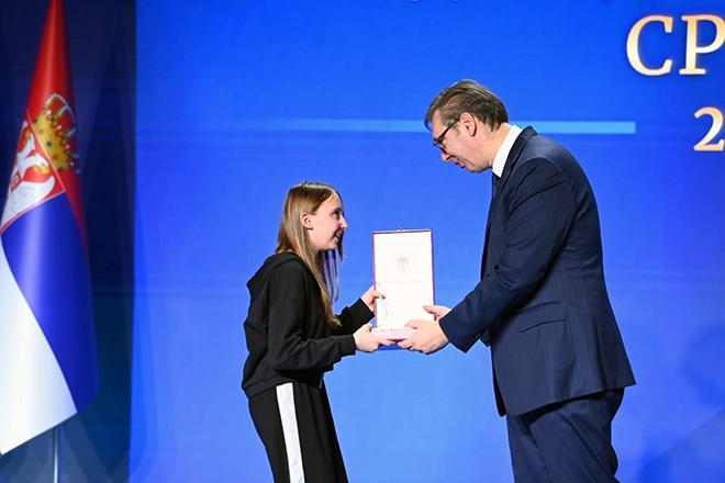 Vučić: Sretenje mora da bude zavjet svih nas, a Srbija slobodna, suverena i nezavisna