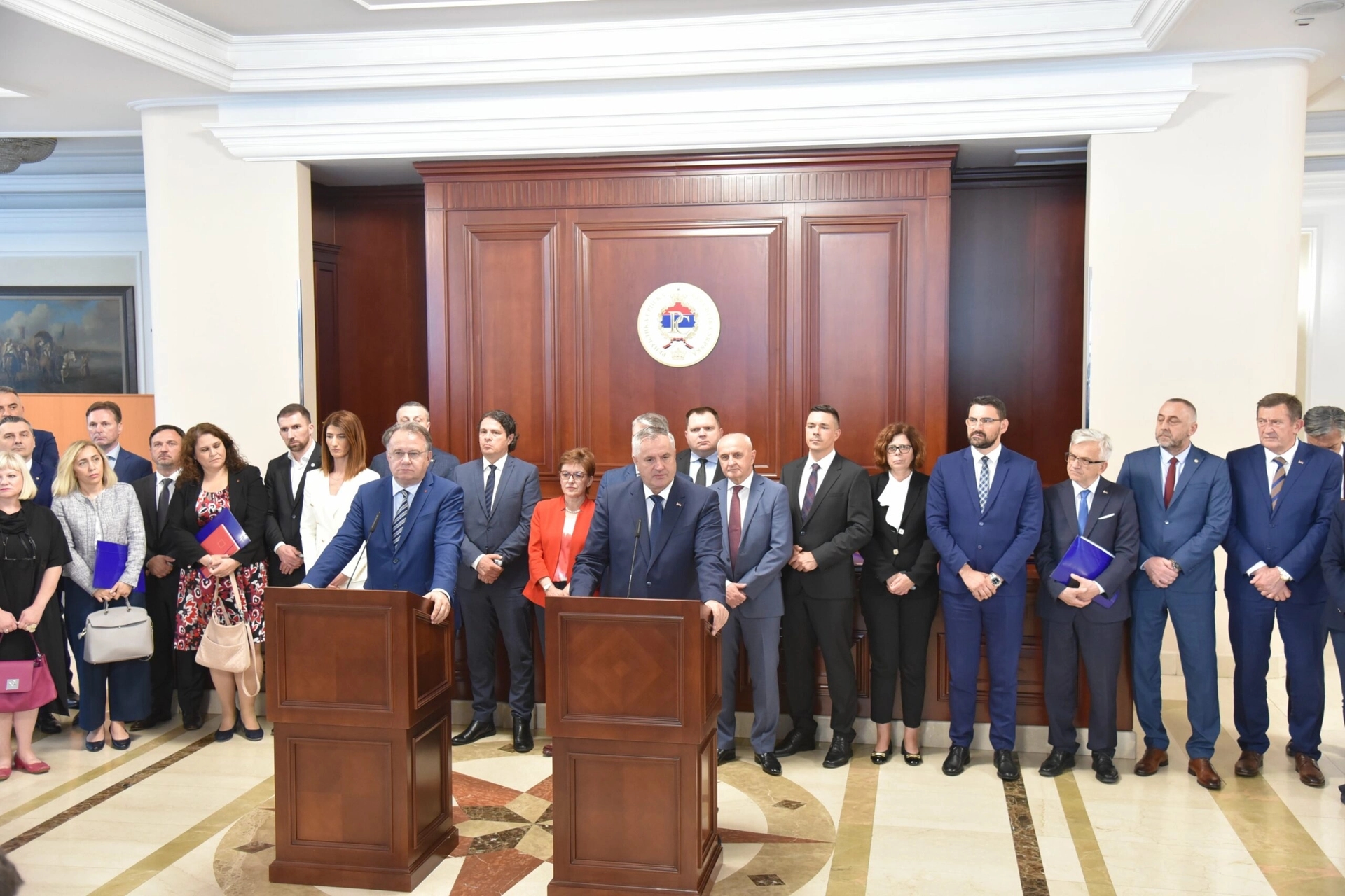 Zaključci koji su usvojile vlade Srpske i FBiH